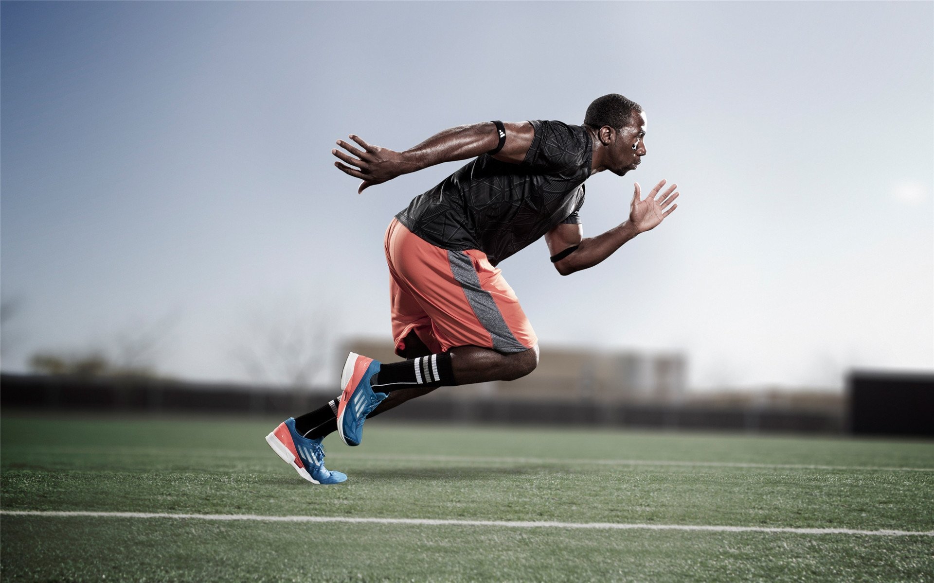 足球与生命:运动中诞生的温暖故事,足球和生活有什么联系